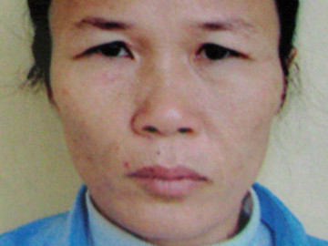 Hắt axit vào 'tình địch' rồi ăn vạ trong tù