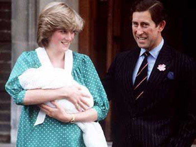 Ảnh “độc” thời thơ ấu của Hoàng tử điển trai nước Anh