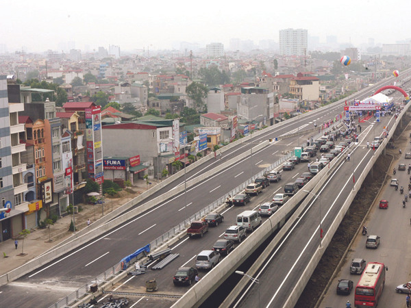 Lễ thông xe đường trên cao Thanh Xuân - Linh Đàm. Ảnh TTXVN