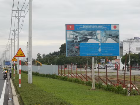 Vừa làm, vừa chạy chủ trương