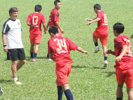 HLV Falko Goetz: “triết lý bóng đá của tôi là tấn công”