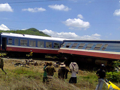 Lật tàu khách Sài Gòn - Phan Thiết