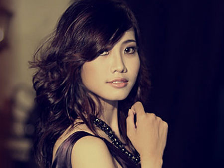 Ninh Hoàng Ngân tham dự Siêu mẫu châu Á 2011