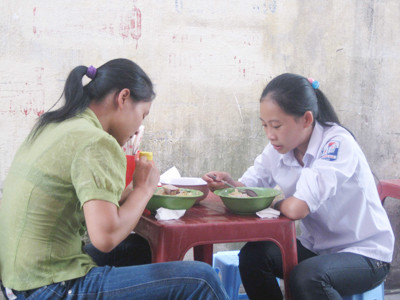 Không hoãn nghị định quản thức ăn đường phố