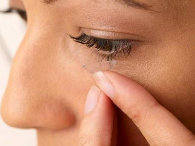 Tăng dị ứng mắt do thời tiết