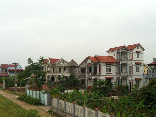 Làng xuất khẩu lao động 'cha truyền con nối'