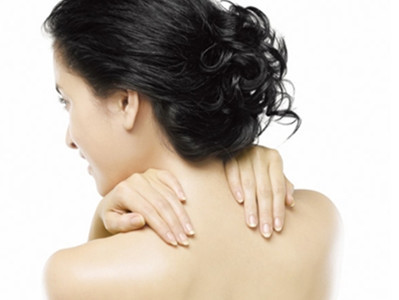 Mẹo hay trị mụn vùng lưng