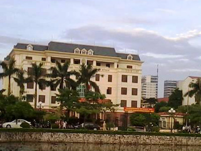 Kẻ nổ súng tại trụ sở UBND TP Thái Bình tự sát