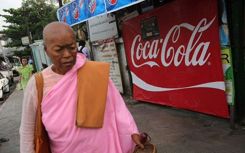 Myanmar, “sàn đấu” mới của Coca-Cola và Pepsi