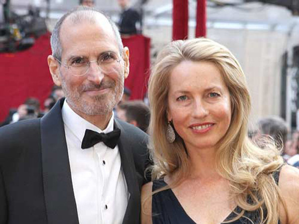 Ai sẽ thừa hưởng gia tài của ông 'vua Táo'?