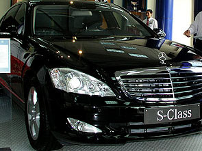 Thị trường ô tô Việt Nam: Nhập khẩu thôi