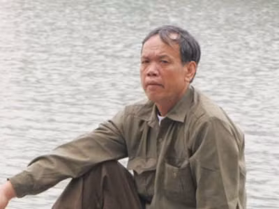 Lời kể của người ôm rùa Hồ Gươm