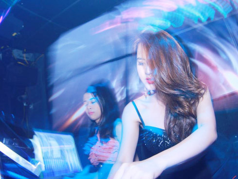 Chuyện tình gã khờ Hà Lan và nữ DJ số 1 Việt Nam