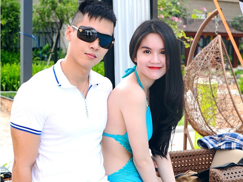 'Trai lạ' ôm ấp Ngọc Trinh là ai?