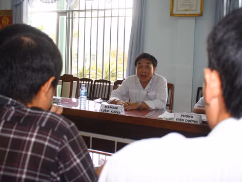 Cảnh cáo bác sĩ vụ suýt chôn sống trẻ sơ sinh
