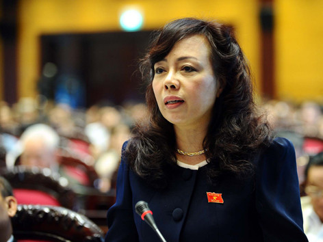 Lãng phí, y đức, gây bức xúc