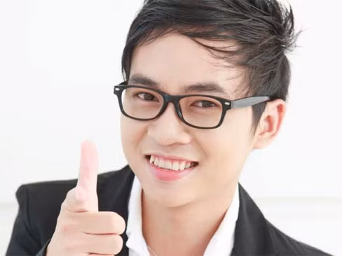 Thầy giáo trẻ làm teen phát cuồng