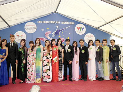 'Bội thực' tiếng hát truyền hình