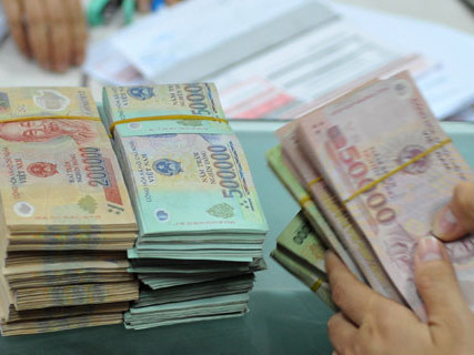 Hé lộ ngày càng nhiều sếp bự nhận lương bạc tỷ