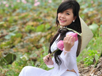 Diễm Trang làm Đại sứ VN tại "Ngôi làng toàn cầu"