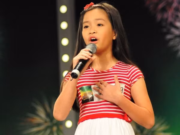 Khán giả 'chết lặng' vì giọng ca thiên thần 9 tuổi