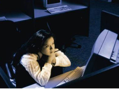 Đừng để tình yêu thức khuya