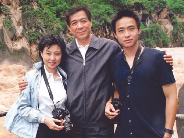 Gia đình Bạc Khai Lai