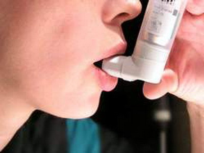 Bị co thắt phế quản