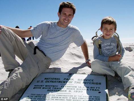 9 tuổi chinh phục ngọn núi cao nhất tây nam bán cầu