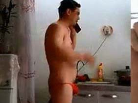 Quan chức Trung Quốc khỏa thân, thề thốt với người tình