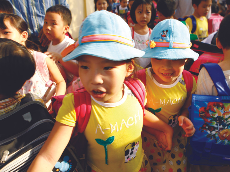 Con trai Bộ trưởng và câu chuyện bệnh thành tích đến từ đâu