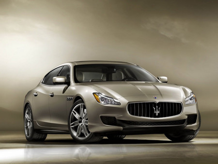 Chi tiết sedan hạng sang Maserati Quattroporte