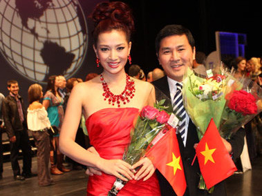 Thu Hương về thứ ba Hoa hậu quý bà TG