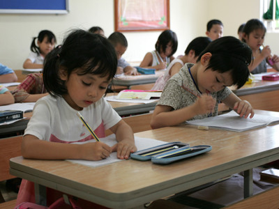 Học sinh lớp 1 trường Tiểu học Đoàn Thị Điểm (Hà Nội) Ảnh: ngọc châu