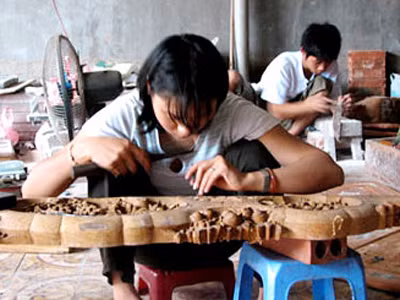 Những nghệ nhân trẻ ở Đồng Kỵ