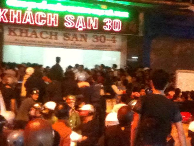 Nổ súng trấn áp 7 nghi phạm buôn ma túy