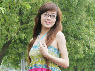 Gặp búp bê Trà My ngoài tủ kính