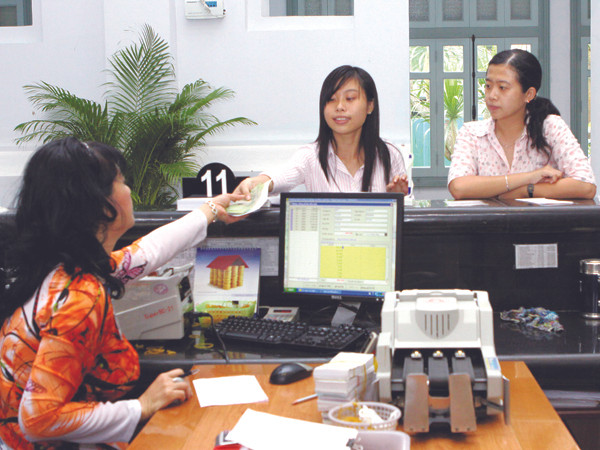 Nên giảm thuế cho doanh nghiệp