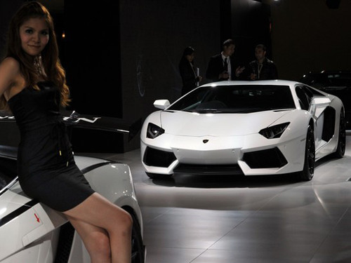 Các hãng siêu xe ‘ve vãn’ khách hàng Trung Quốc