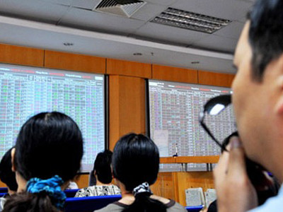 Coi chừng 'ngất xỉu' vì cổ tức