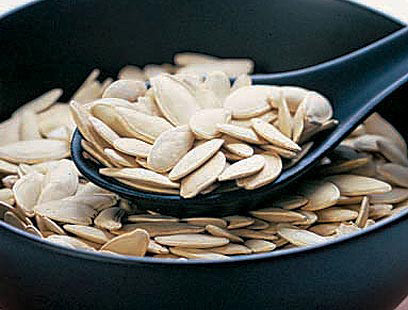 Hạt bí đỏ chữa suy giảm tình dục