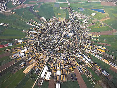 Kỳ bí thôn Bát Quái của hậu duệ Gia Cát Lượng