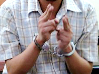 Cắt cổ bạn tình sau khi 'quan hệ' để cướp dây chuyền