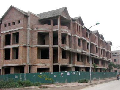 Cẩn trọng mua nhà thô