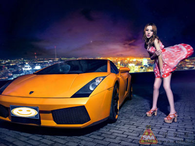 Kiều nữ váy hồng lả lướt bên siêu xế Lamborghini