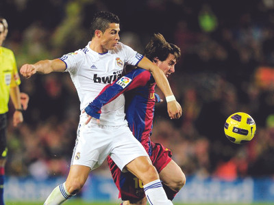 Tây Ban Nha phát cuồng với loạt trận Siêu kinh điển