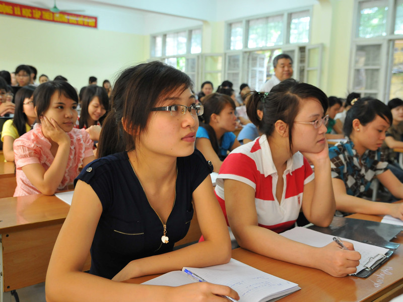 Học sinh giỏi vẫn đua vào ngành kinh tế