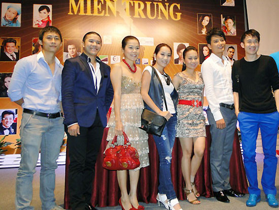 Đàm Vĩnh Hưng tự hào hai tiếng 'miền Trung'