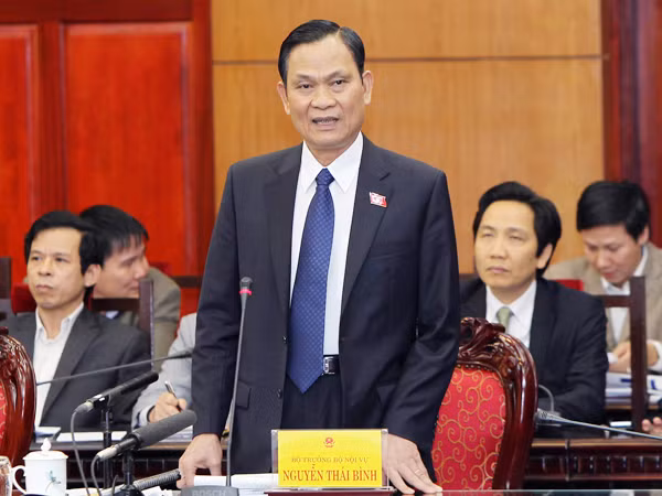 Làm sao ngăn việc 'học giả, bằng thật?'
