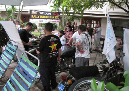 'Rồng xanh' hành động từ thiện vì trẻ em